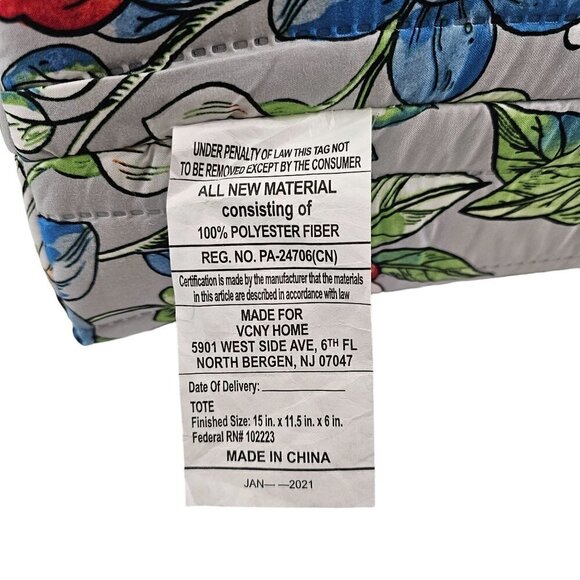 Mainstays Reversible Quilt Set In-a-Tote Full/Queen Grey Floral Bedding 4 PC Set - Picture 16 of 16